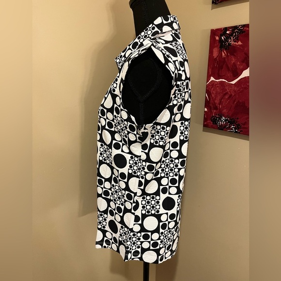 NWOT  IBKUL ELISE BLACK & WHITE Sleeveless Polo Golf Shirt - Picture 5 of 12